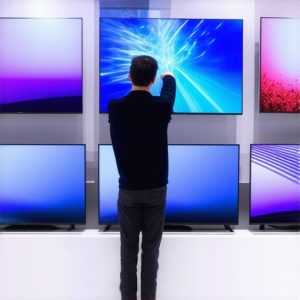 7 Specific Questions to Ask Before Buying a 2026 Cheap 4K TV